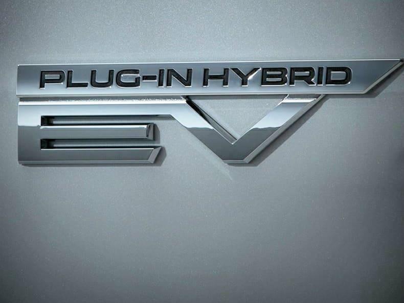 Διέρρευσε το ανανεωμένο Mitsubishi Eclipse Cross